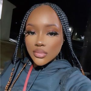 Meet your Posher, Ashleigh